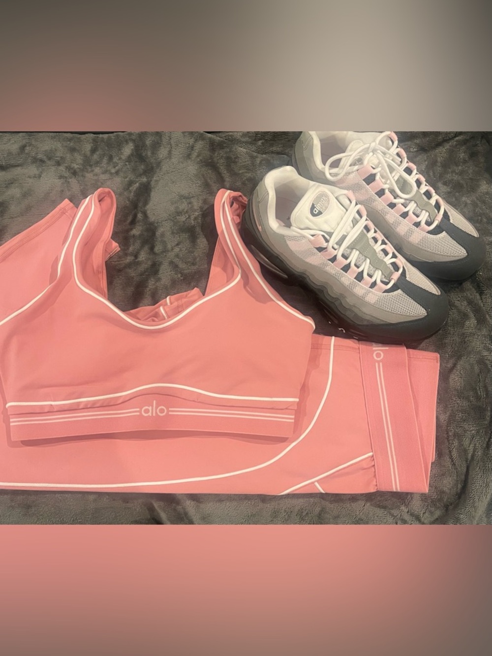Pink Alo